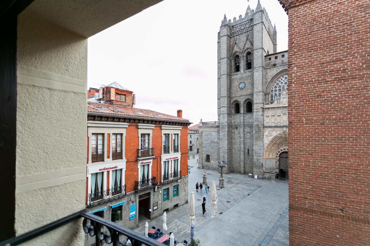 Apartamento Altior Catedral Homes Avila Bagian luar foto